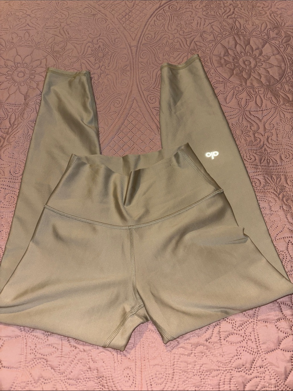 ALO Yoga High-Waist Leggings in Taupe